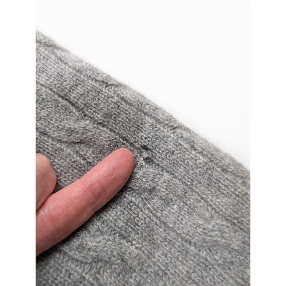 READ J Crew Italian Cashmere Sweater Mens Large Gray Cable Knit Crewneck - Picture 6 of 8
